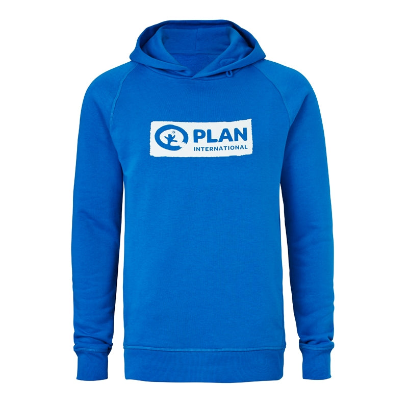 blaues Sweatshirt mit Kapuze und weißer Beschriftung auf der Brust, Vorderansicht