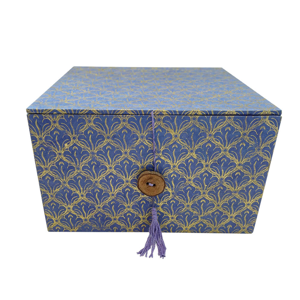 Aufbewahrungsbox mit Klappdeckel, klein