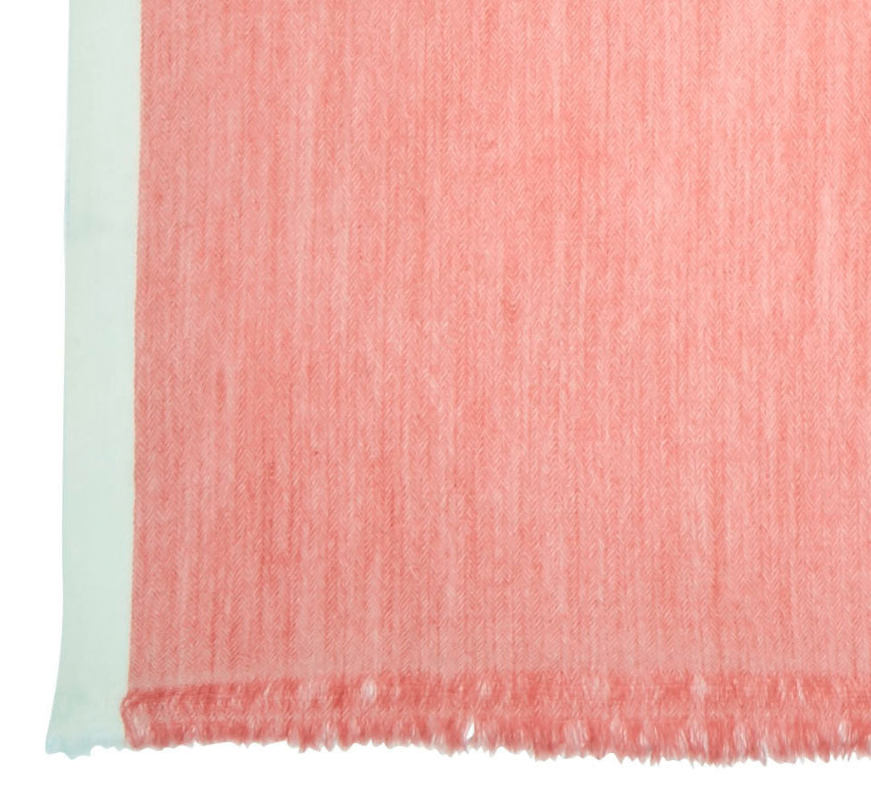 Close-up of the pink scarf