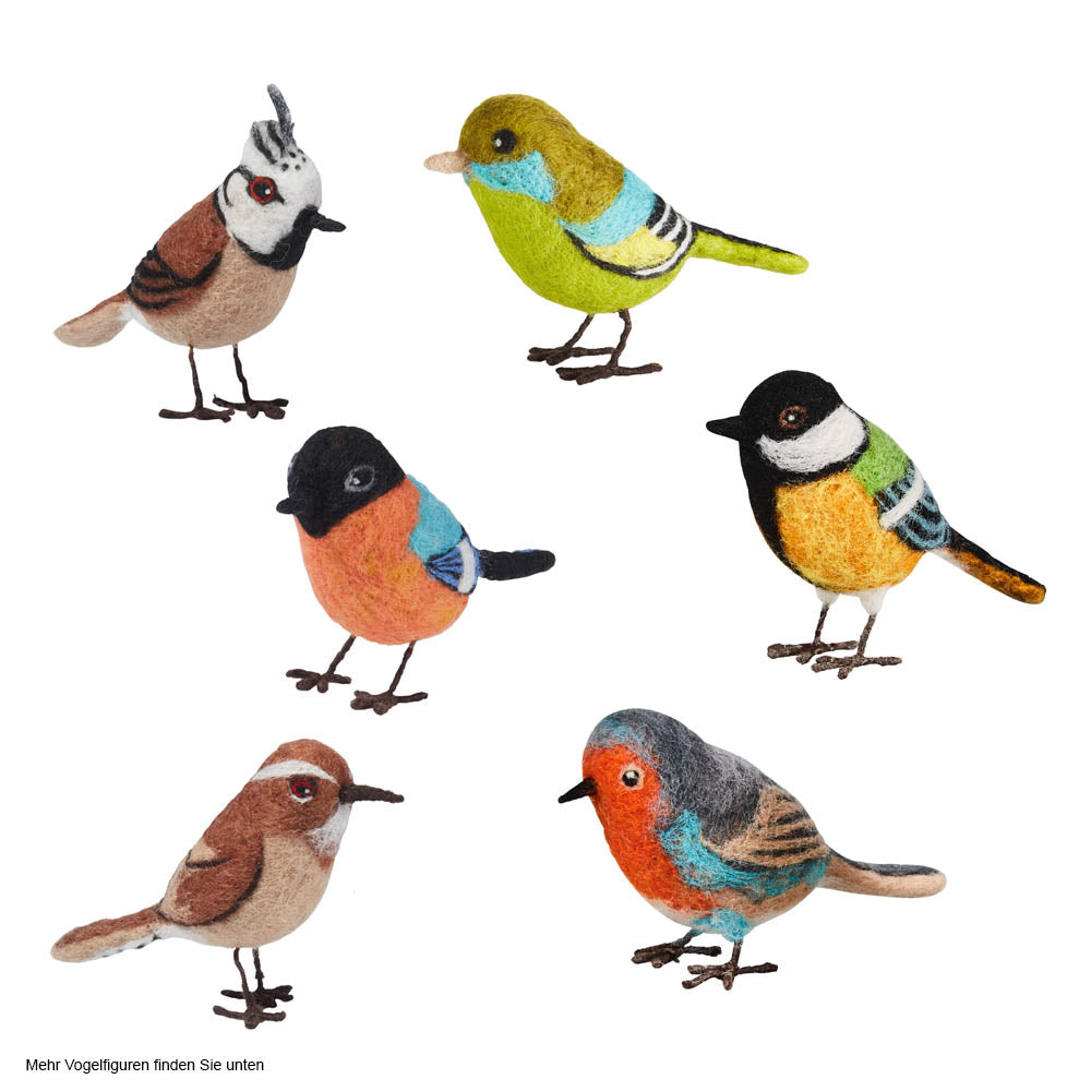 sechs, jeweils zwei nebeneinander stehende Deko-Vögel, oben eine Haubenmeise und ein Grünfink, darunter ein Gimpel und eine Kohlmeise, darunger ein Gimpel und ein Rotkehlchen