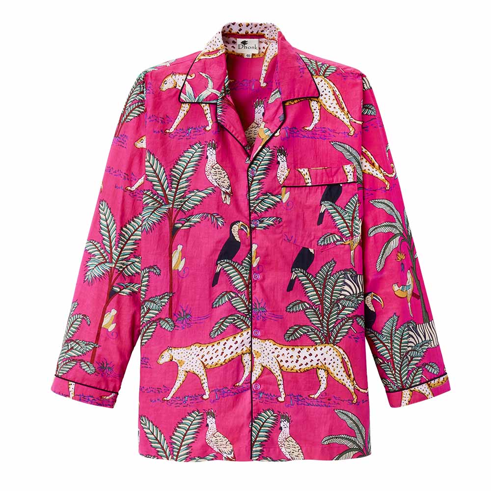Oberteil eines pinkfarbenene Pyjamas in Animal Print