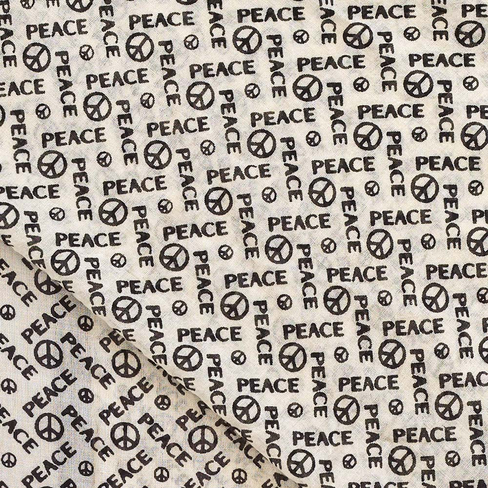Vergrößerung des Prints mit Schriftzug mit Peacezeichen.