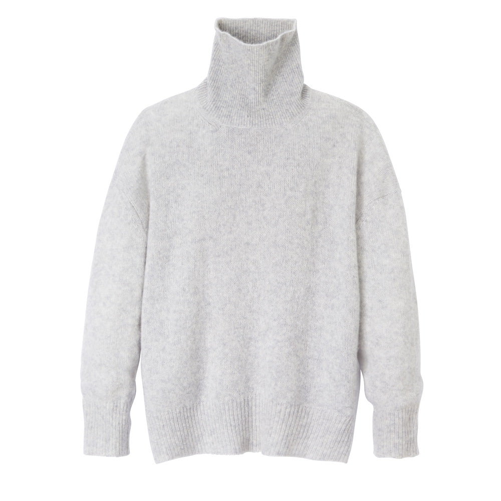 hellgrauer Rollkragenpullover