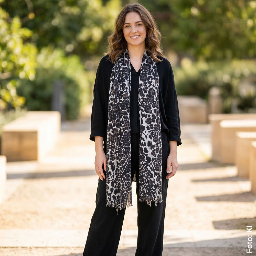 Kaschmirschal mit Leoprint-1
