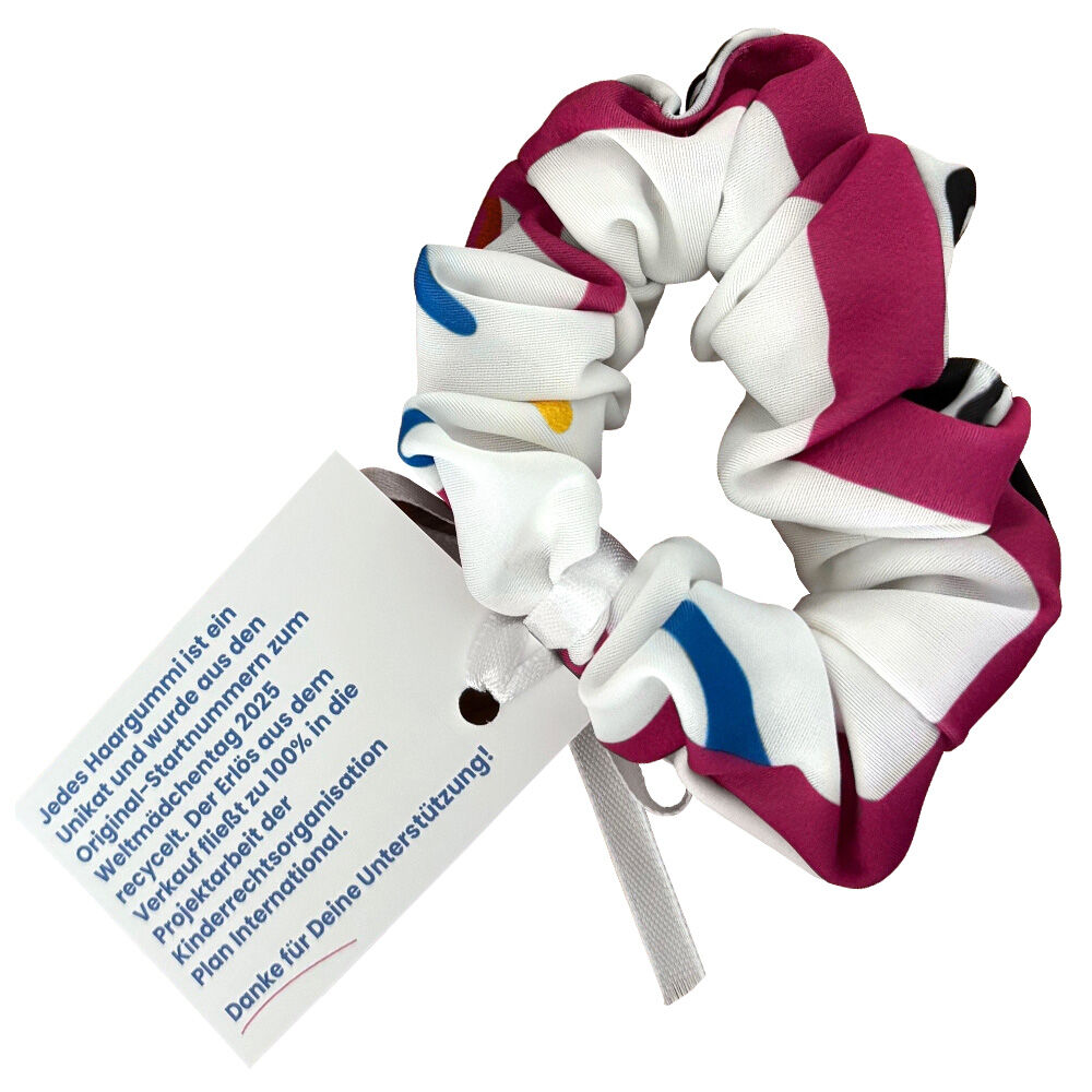 Upcycling-Scrunchies aus Weltmädchentag-Sondertrikot-2