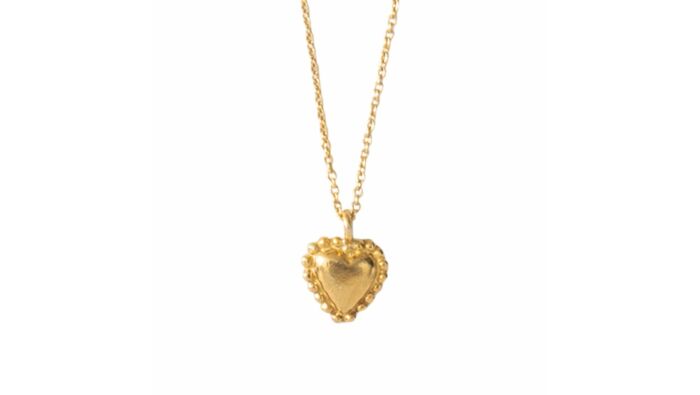 Heart charm necklace