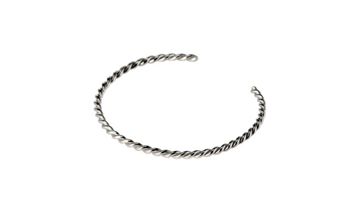 Twisted bangle