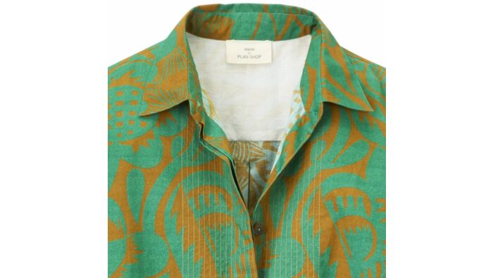 Blouse with leaf print