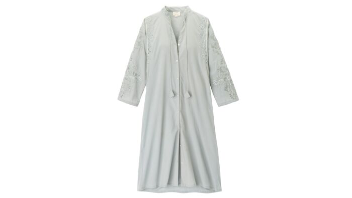 Kleid mit Stickerei