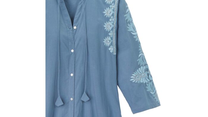 Kleid mit Stickerei