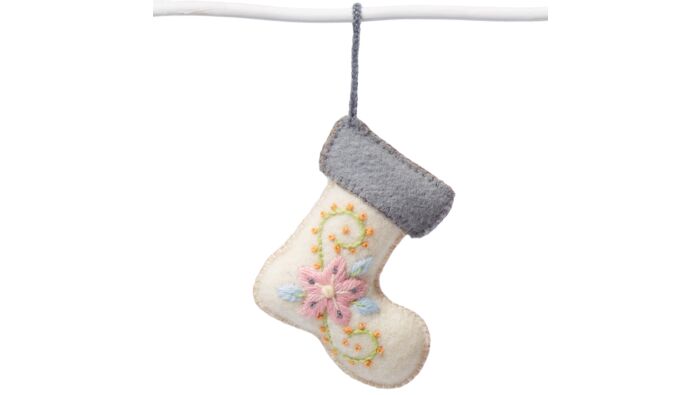  Deco hanger boot, grey/white, embroidered, wool