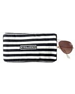 Brillen-Handyhülle mit herausschauender Sonnenbrille.
