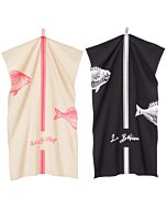zwei Küchenhandtücher, links in weiß-pink, rechts in schwarz-Weiß, beider mit Fischdruckmotiv