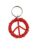 Schlüsselanhänger mit Metallring, das Motiv ist ein Peace - Zeichen, aus roten Glas Perlen Aufgezogen auf Metalldraht