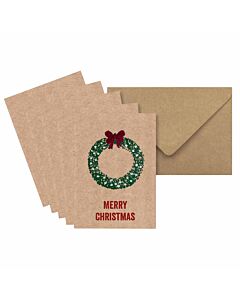 fünf Weihnachtskarten hintereinander gelegt, braun mit Adwentskranz und der Aufschrift "Merry Christmas", daneben ein brauner Briefumschlag
