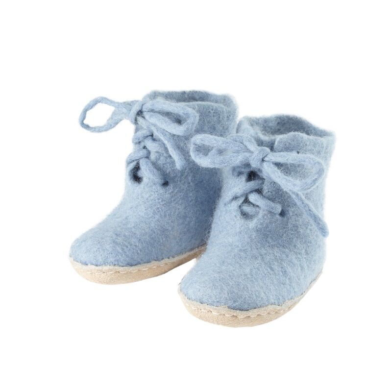 Filzschnürstiefel