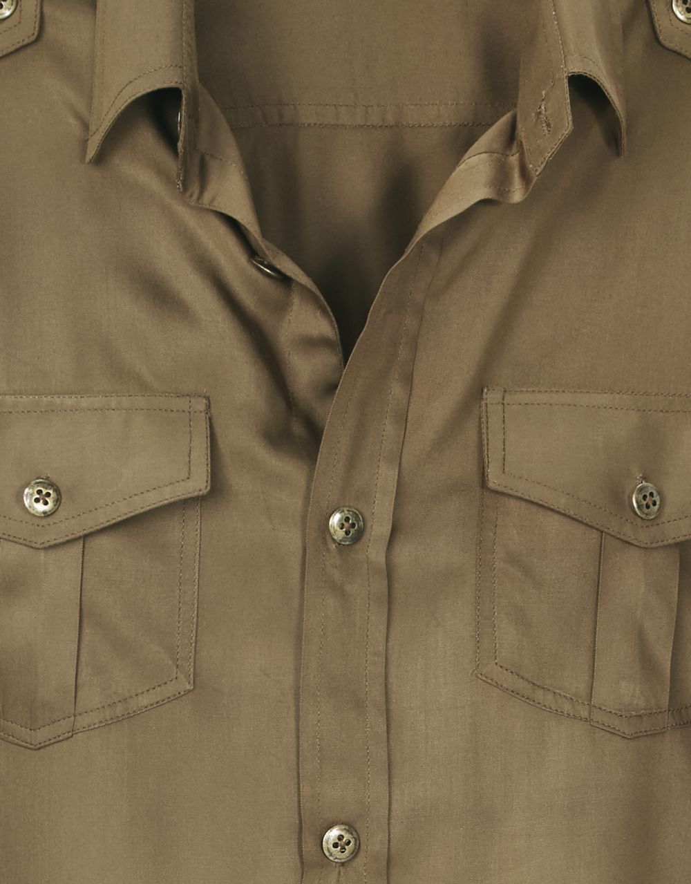 Damenbluse im Rangerlook