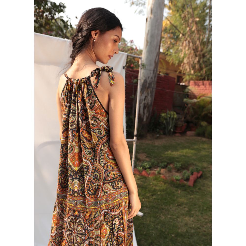 Neckholder Kleid, gemustert