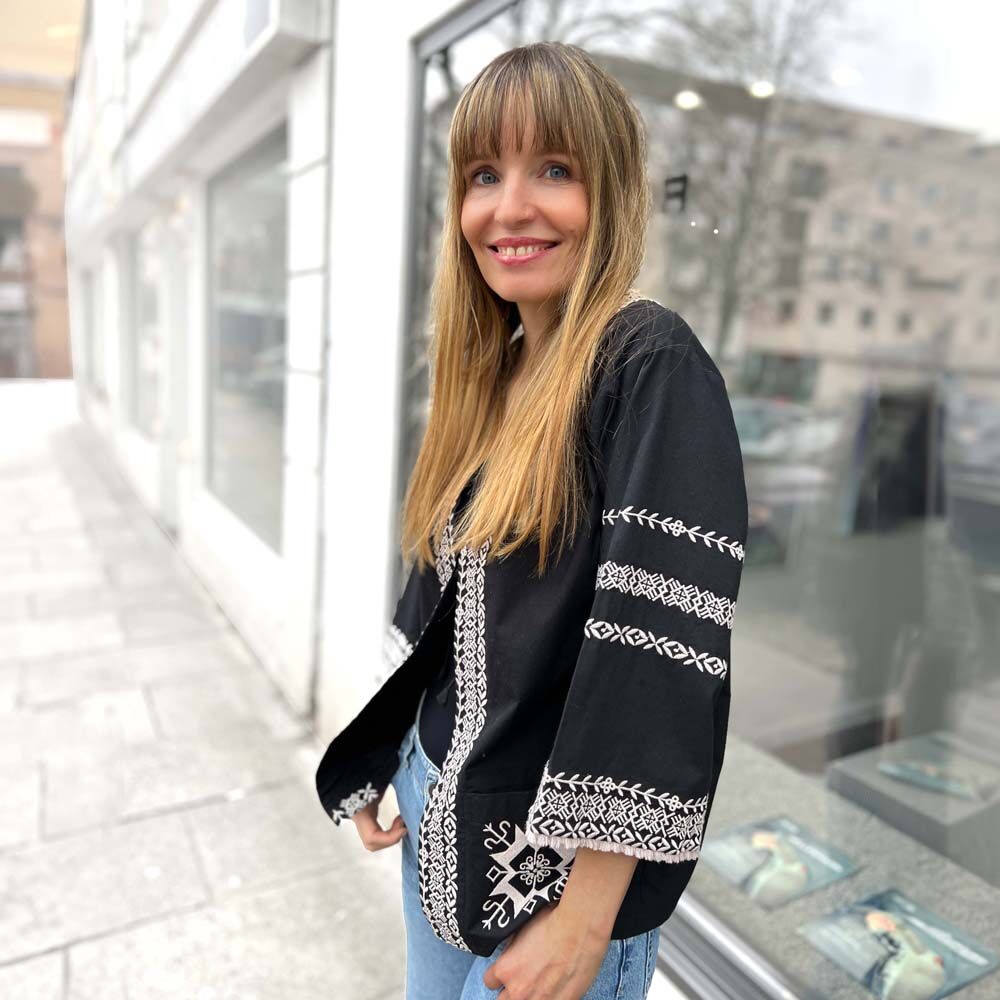 Blusenjacke bestickt