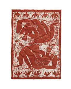 Rechteckiges Tuch im Hochformat, glatt gelegt, zeigt ein Motiv mit zwei halbliegenden Figuren. 